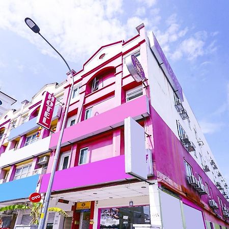 Oyo 90486 New Station Hotel クラン エクステリア 写真