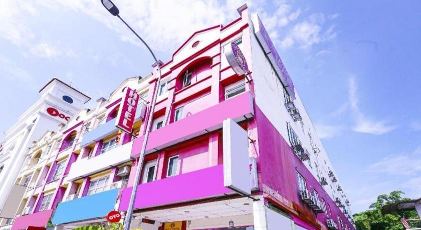 Oyo 90486 New Station Hotel クラン エクステリア 写真