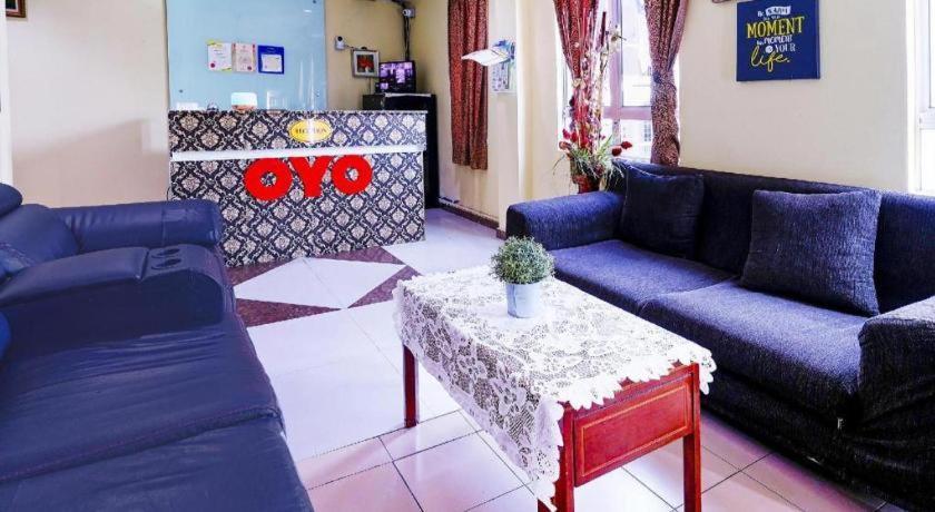 Oyo 90486 New Station Hotel クラン エクステリア 写真