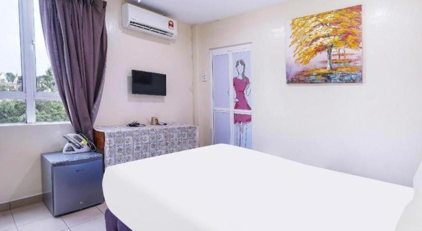 Oyo 90486 New Station Hotel クラン エクステリア 写真