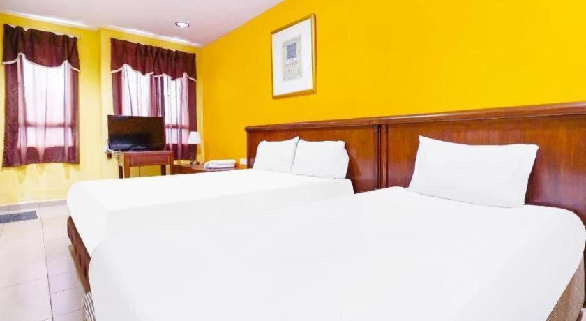 Oyo 90486 New Station Hotel クラン エクステリア 写真