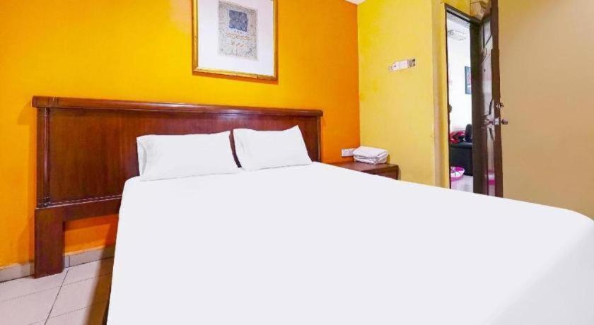 Oyo 90486 New Station Hotel クラン エクステリア 写真
